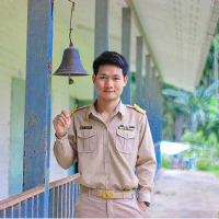 นายภพธร