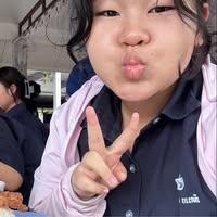 นางสาวภัทรภร