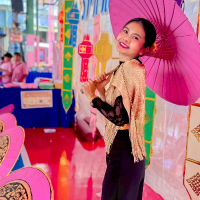 นางสาวพัชร