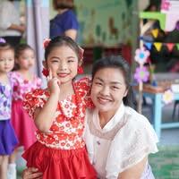 นางณัฐรดา