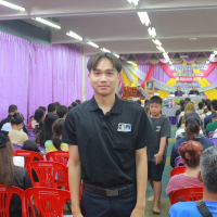สุชาติ