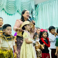 นางดาริน  ศรีสุขใส