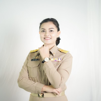 นางสาวกชพร ไชยขรรค์